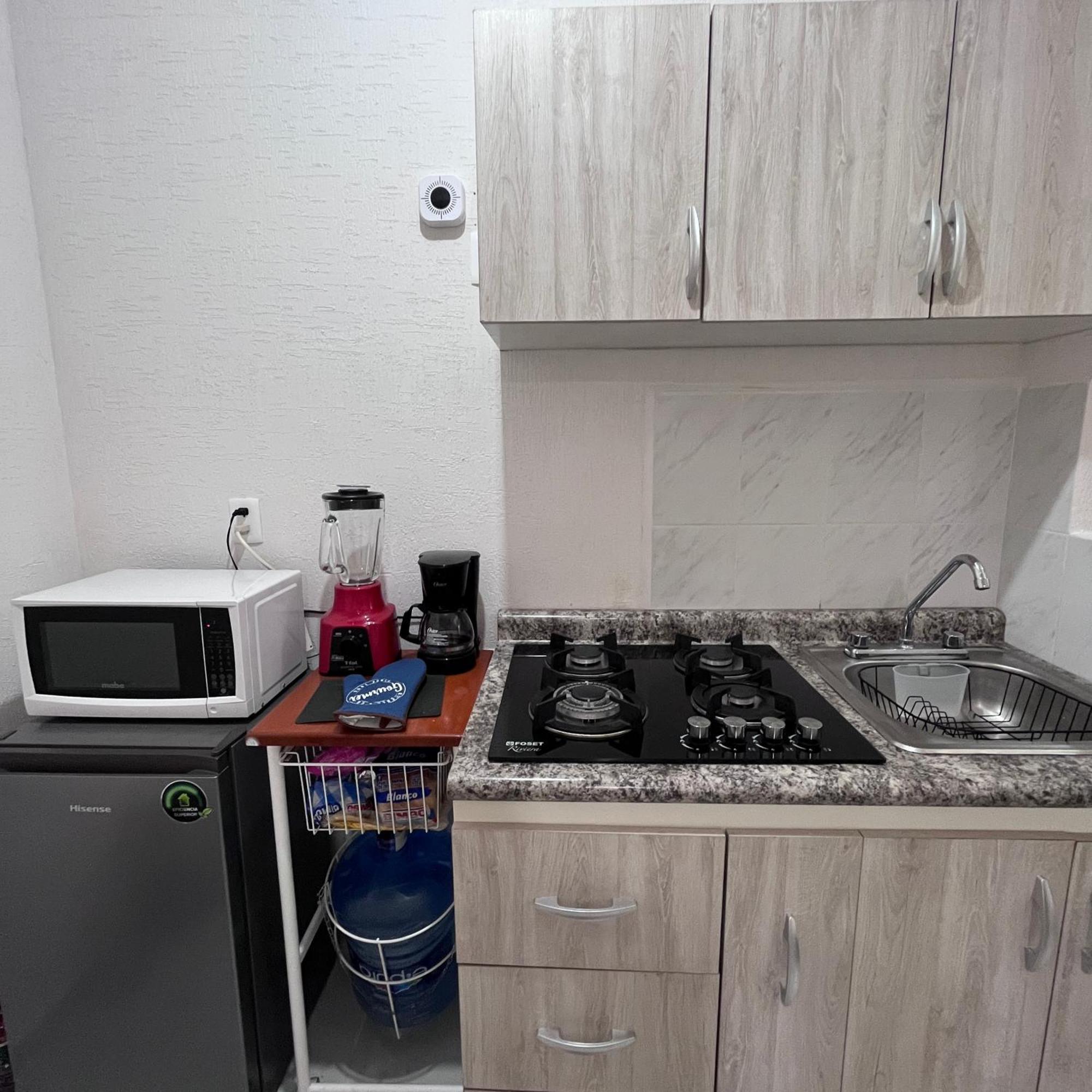 カンクンBonito Departamento En Privada Con Albercaアパートメント エクステリア 写真